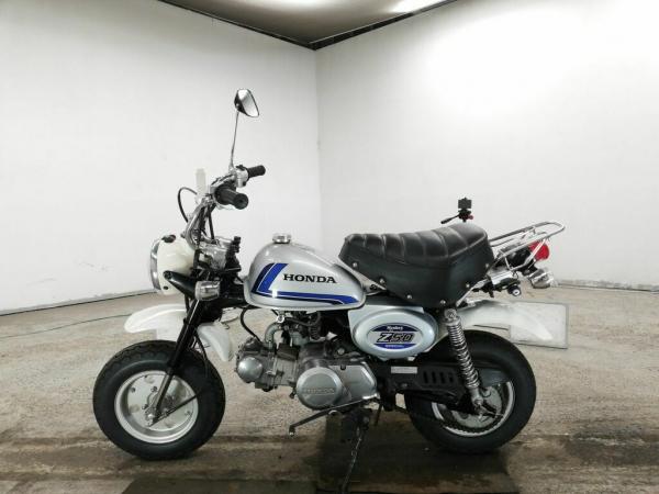 Мопед мокик Honda Monkey рама Z50J гв 1978 задний багажник — фото 2